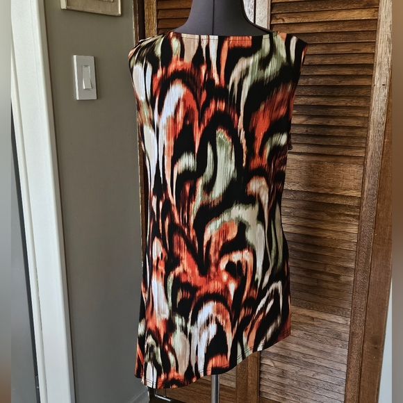 Fab fall colors sleeveless top. - Picture 4 of 10